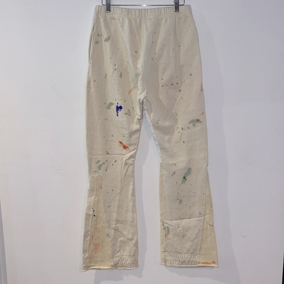 GD PAINTED FLARE SWEATPANT - Picture 6 of 9